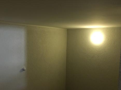 Judesio davikliai laiptinės apšvietimui.